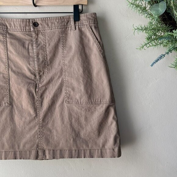 Banana Republic Khaki Brown Utility Cargo Style Mini Skirt - Picture 4 of 9
